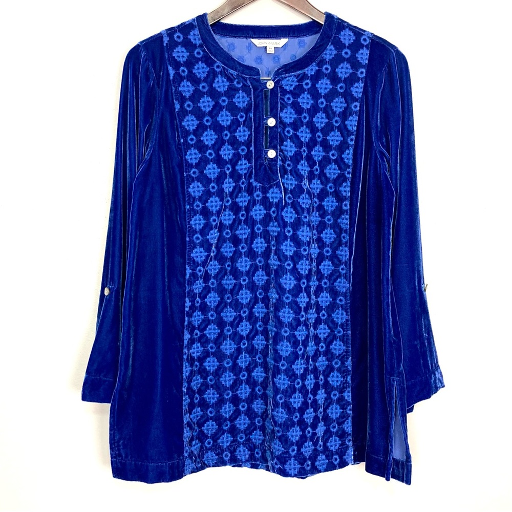 John Mark Embroidered Velvet Tunic Top Women’s Size M Roll Tab Sleeves Side Slit